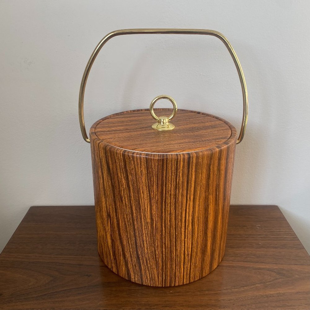 Vintage Wood Grain Vinyl Ice Bucket w Gold Handle, Retro Bar Cart, Vintage Home